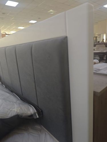 Дерев'яне ліжко Монако люкс 160х200 з вільхи з м'яким узголів'ям